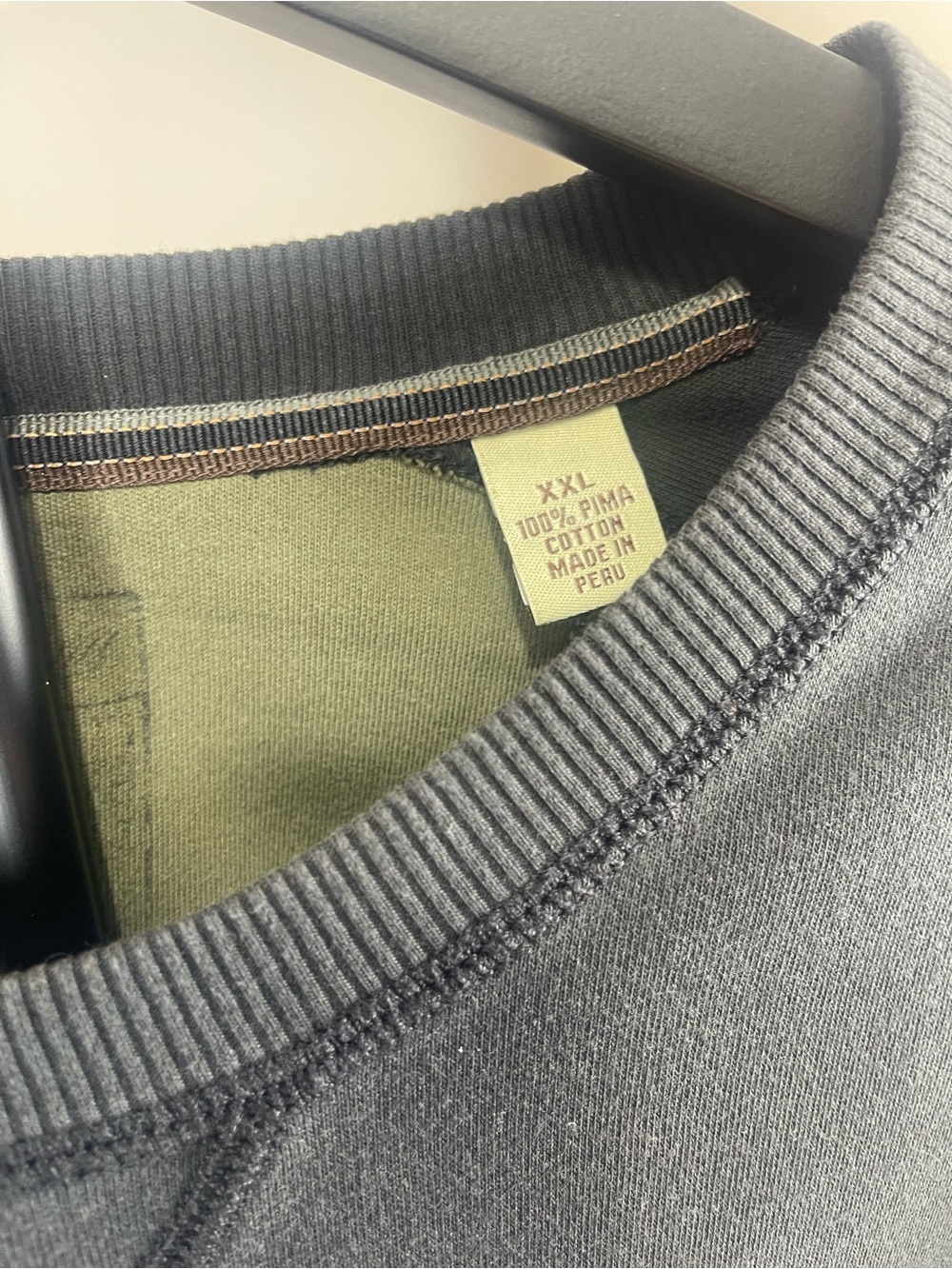 Tommy Bahama Men's Crewneck Sweater - Black - Picture 2 of 3